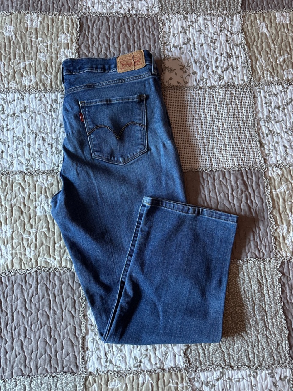 Levi's Women's Straight Leg Petite Jeans Classic